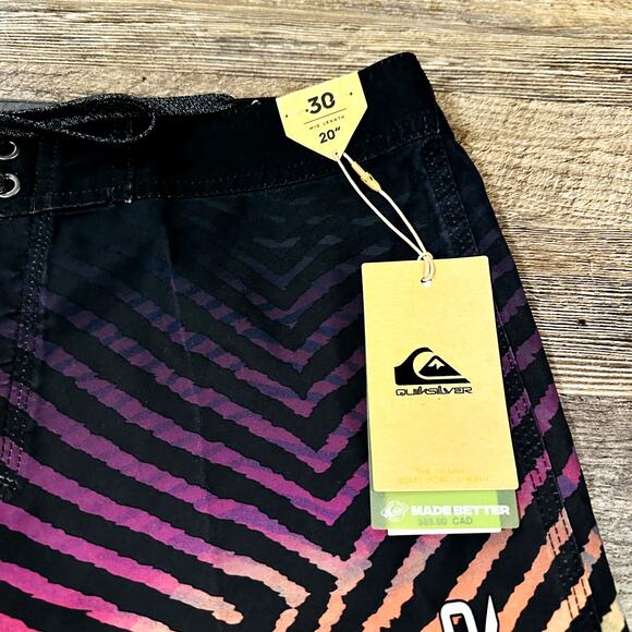 Quiksilver Mens Black Stripe Water Repellent Swim Board shorts Sz 30 NWT - Picture 3 of 5